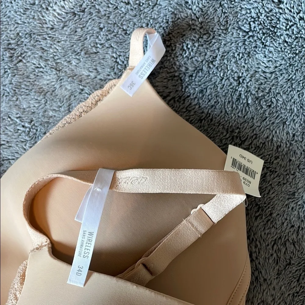 Aerie Cream Lace Detail Wireless Bra